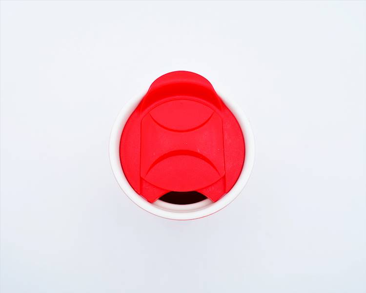 Kubek porcelanowy z pokrywką X-Mass z rogami 480ml Florina