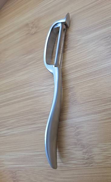 Obierak poprzeczny Silky Ambition 17 cm – stal nierdzewna, srebrny, ergonomiczny