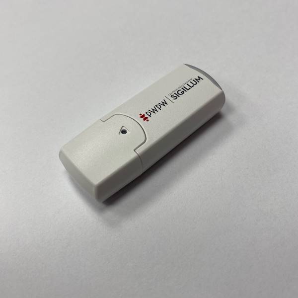 CZYTNIK KART SIM - USB 
