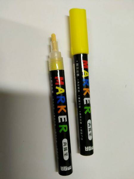 Marker akrylowy 1-2mm żółty S400 M&G