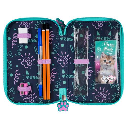 Piórnik potrójny z wyposażeniem 