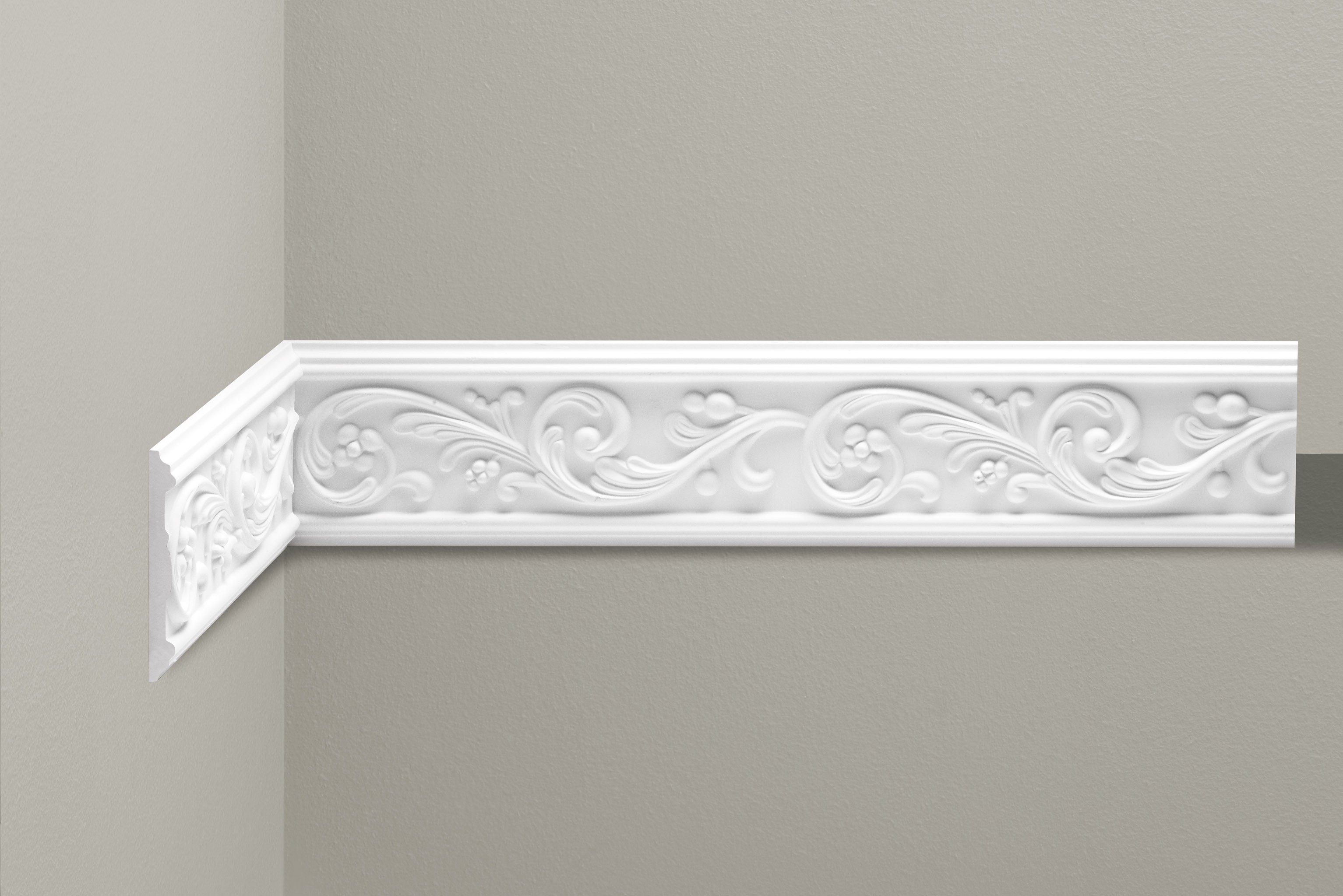 LISTWA CREATIVA LNZ-02 2,4M