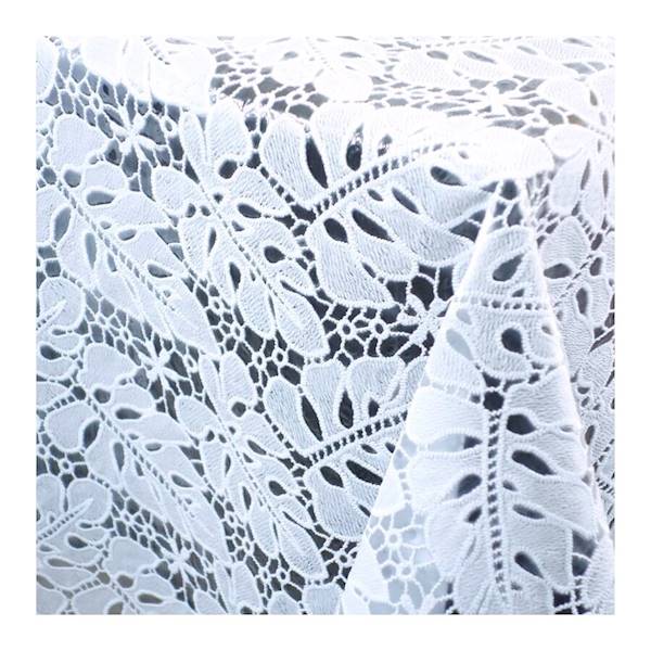 Obrus koronka LF-001U biała liście 137x10cm Kris