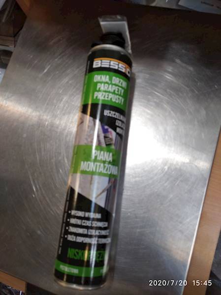 Piana pistoletowa BESSTO 700ml letnia