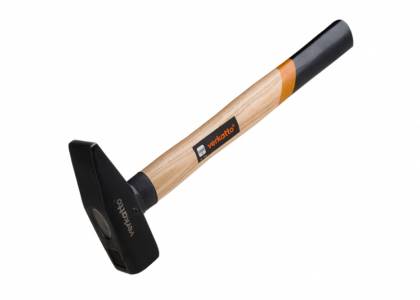 Młotek ślusarski 1500g z drewnianym trzonkiem Verkatto