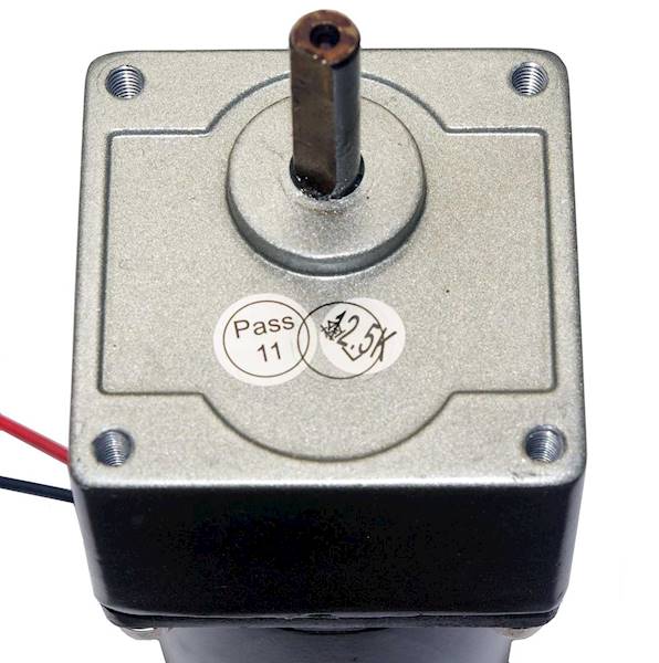 2DC30-24-3600-12,5 290obr/min 24V/1,9A 1N.m 30W
