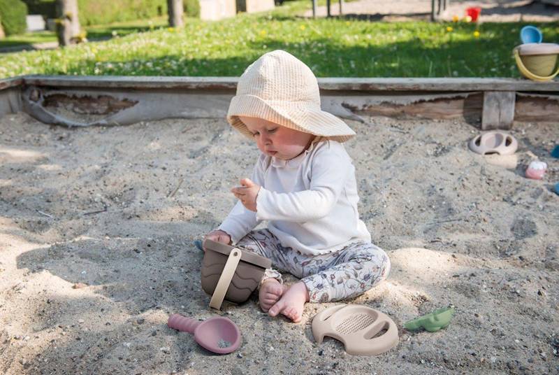 GREEN BEAN Zestaw do piasku 10+ m-cy