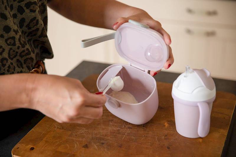 B-Pojemnik na mleko w proszku 500 ml PINK 