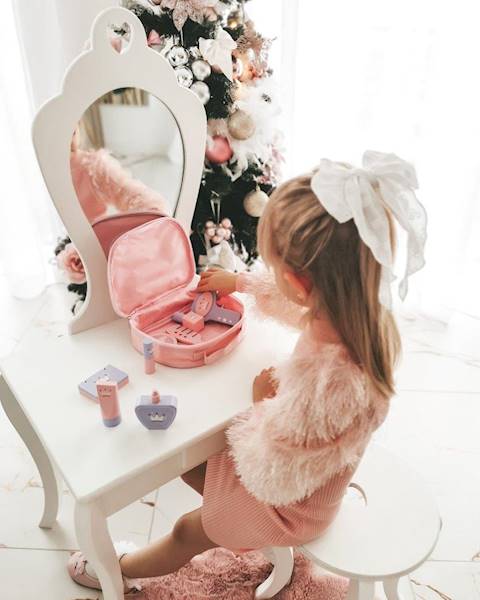 Drewniany zestaw Beauty do makijażu i kosmetyczka 