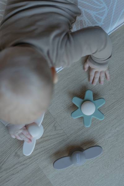 Silikonowe spinnery z przyssawką 3 szt beige 0+ 