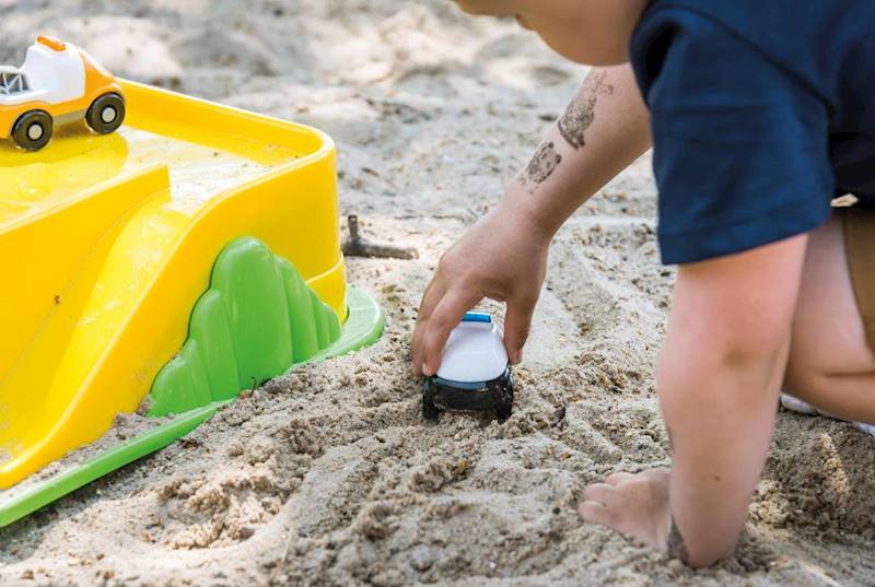 Garaż Auto Serwis & Car Park z 2 autami DANTOY 12+