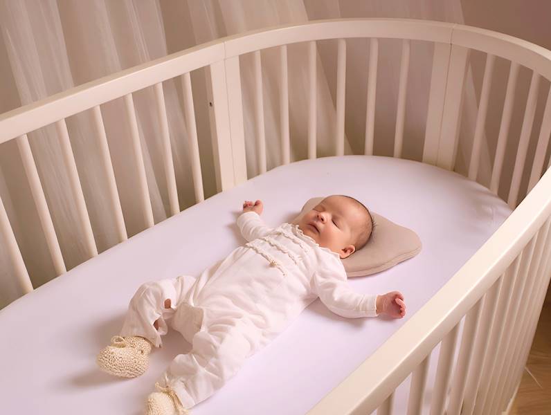 B-Cosy poduszka z dziurką z pianki memory Snow