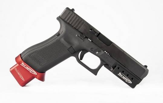 Lejek wrzutu magazynka do GLOCK 17/ 34 GEN5, 45