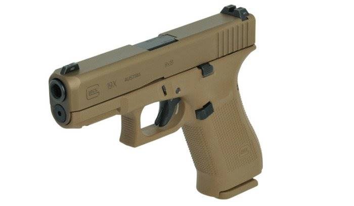 Pistolet GLOCK 19X COYOTE MOS MT 13,5x1