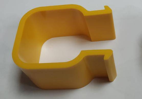 Clip żółty do lini pojenia  28 x 28 mm profil AL
