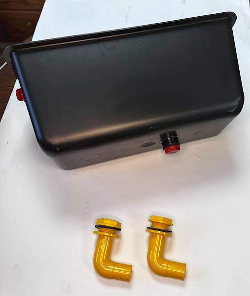 Zbiornik na wodę kpl,2wyjścia czarne 4202-05Lubing