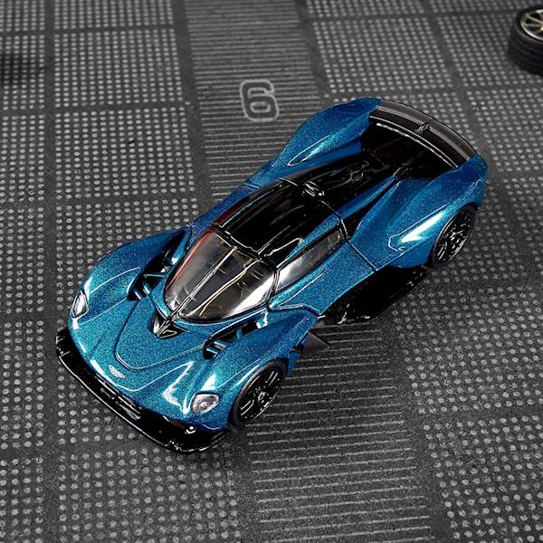 Mattel Aston Martin Valkyrie Elite 64 Hot Wheels 1:64 Mattel Creations Exclusive Art. HWR91