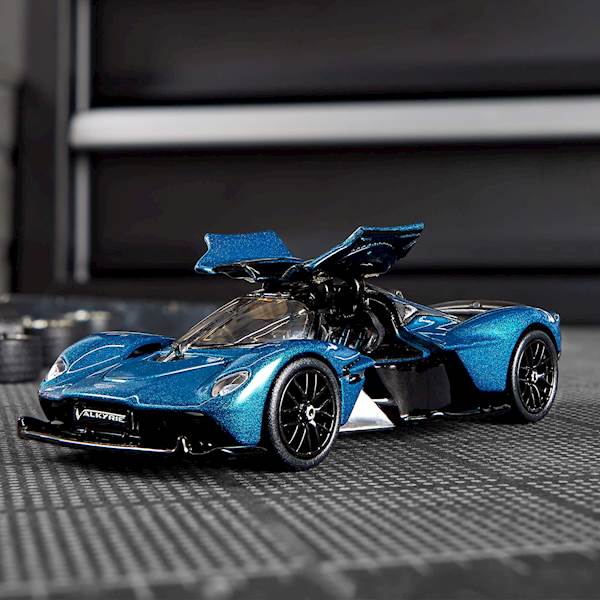 Mattel Aston Martin Valkyrie Elite 64 Hot Wheels 1:64 Mattel Creations Exclusive Art. HWR91