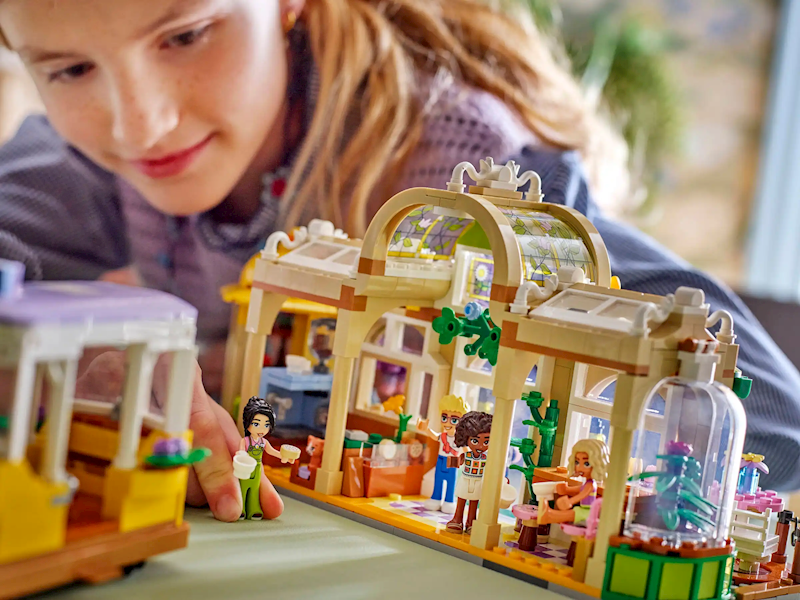 LEGO Friends - Zielona kawiarnia i kwiaciarnia Art. 42671