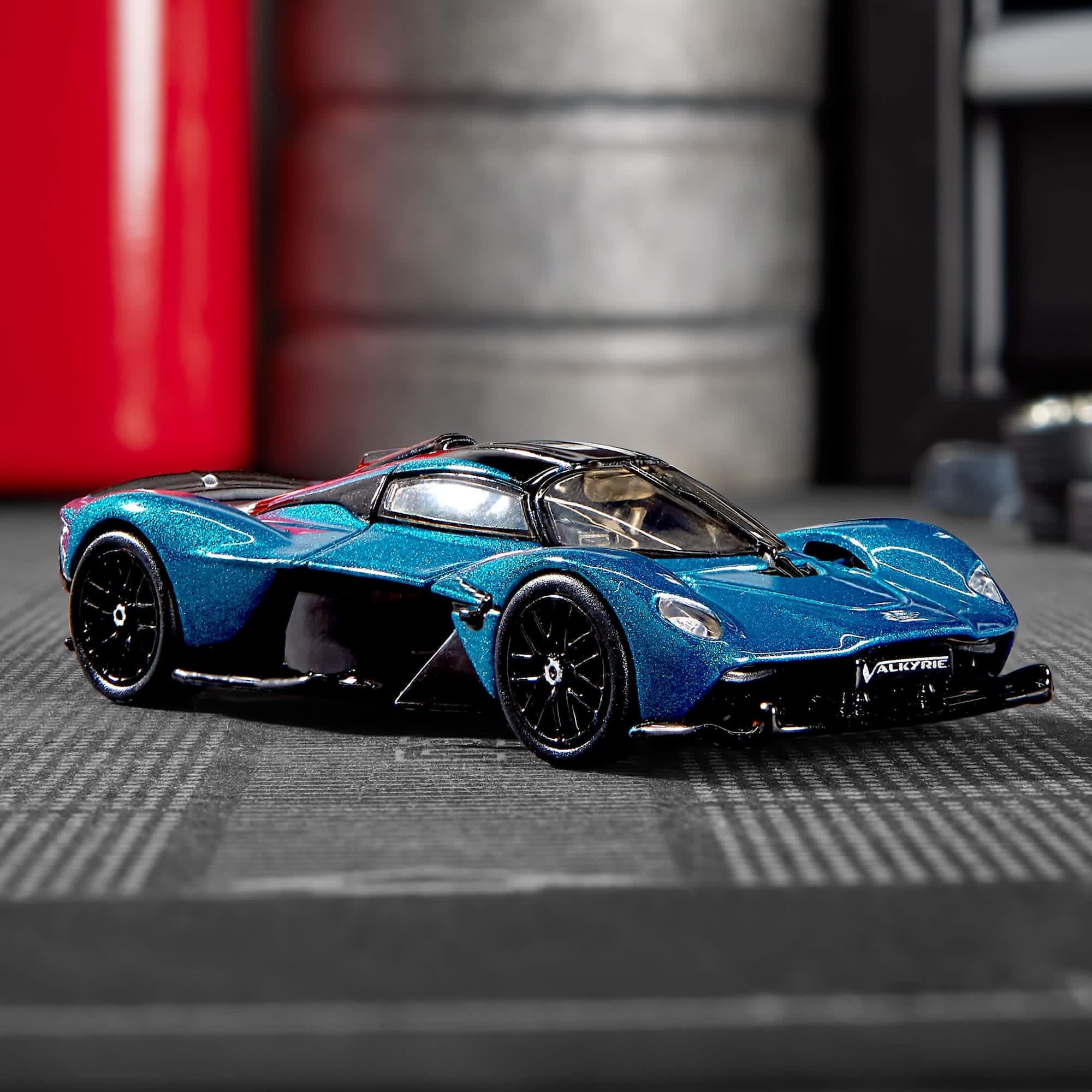 Mattel Aston Martin Valkyrie Elite 64 Hot Wheels 1:64 Mattel Creations Exclusive Art. HWR91