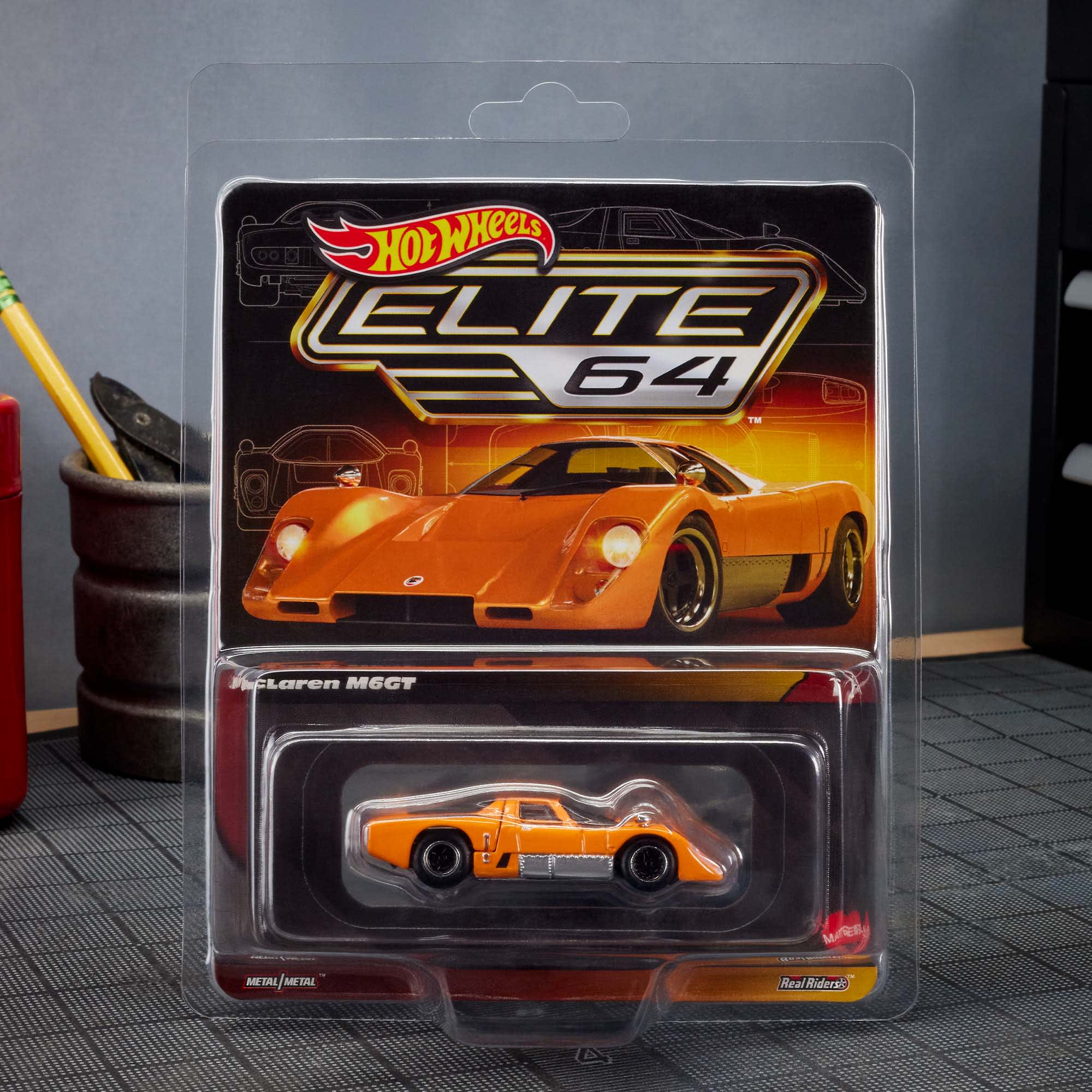 McLaren M6GT Hot Wheels Elite 64 1:64 HWG05 Mattel Real Riders