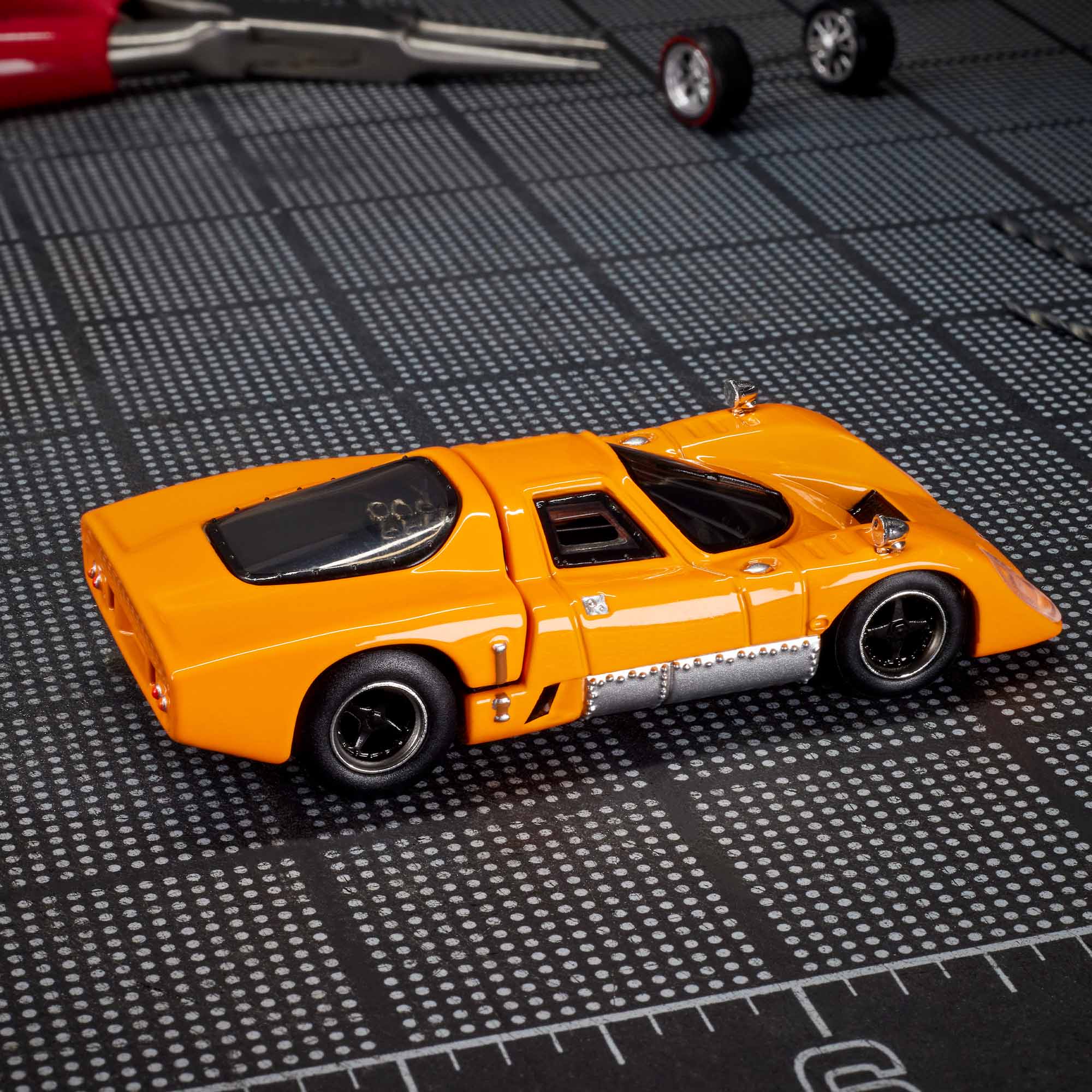 McLaren M6GT Hot Wheels Elite 64 1:64 HWG05 Mattel Real Riders