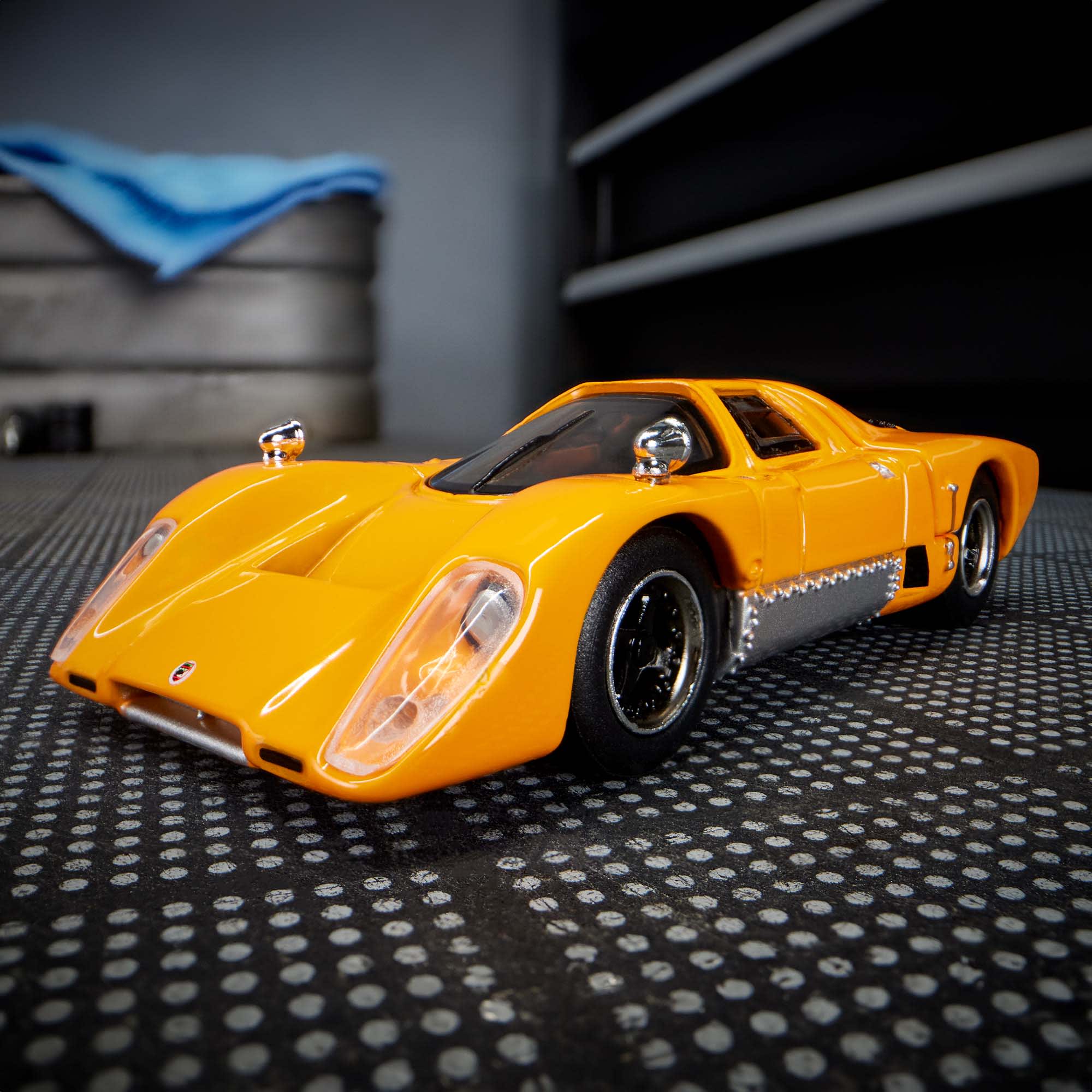 McLaren M6GT Hot Wheels Elite 64 1:64 HWG05 Mattel Real Riders