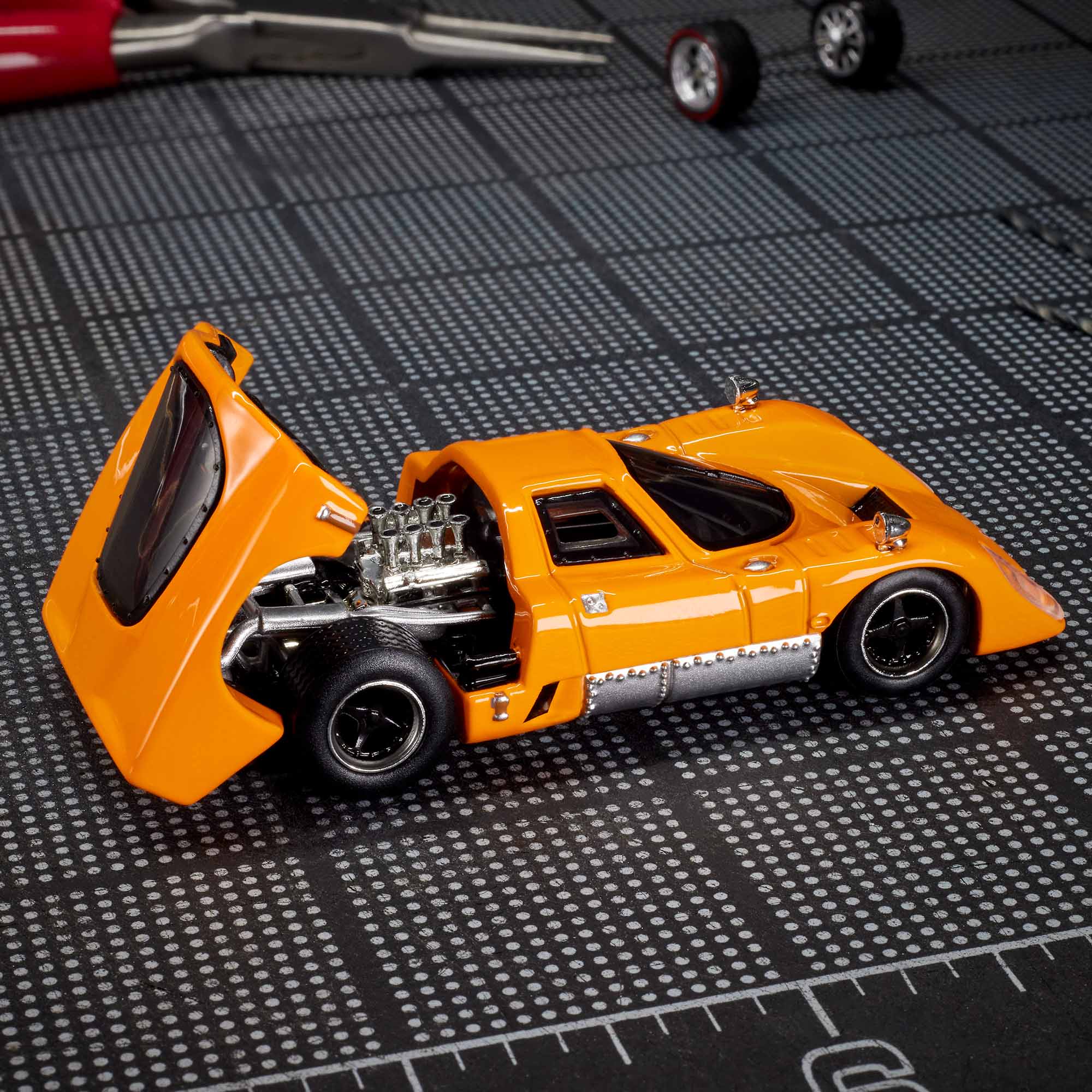 McLaren M6GT Hot Wheels Elite 64 1:64 HWG05 Mattel Real Riders