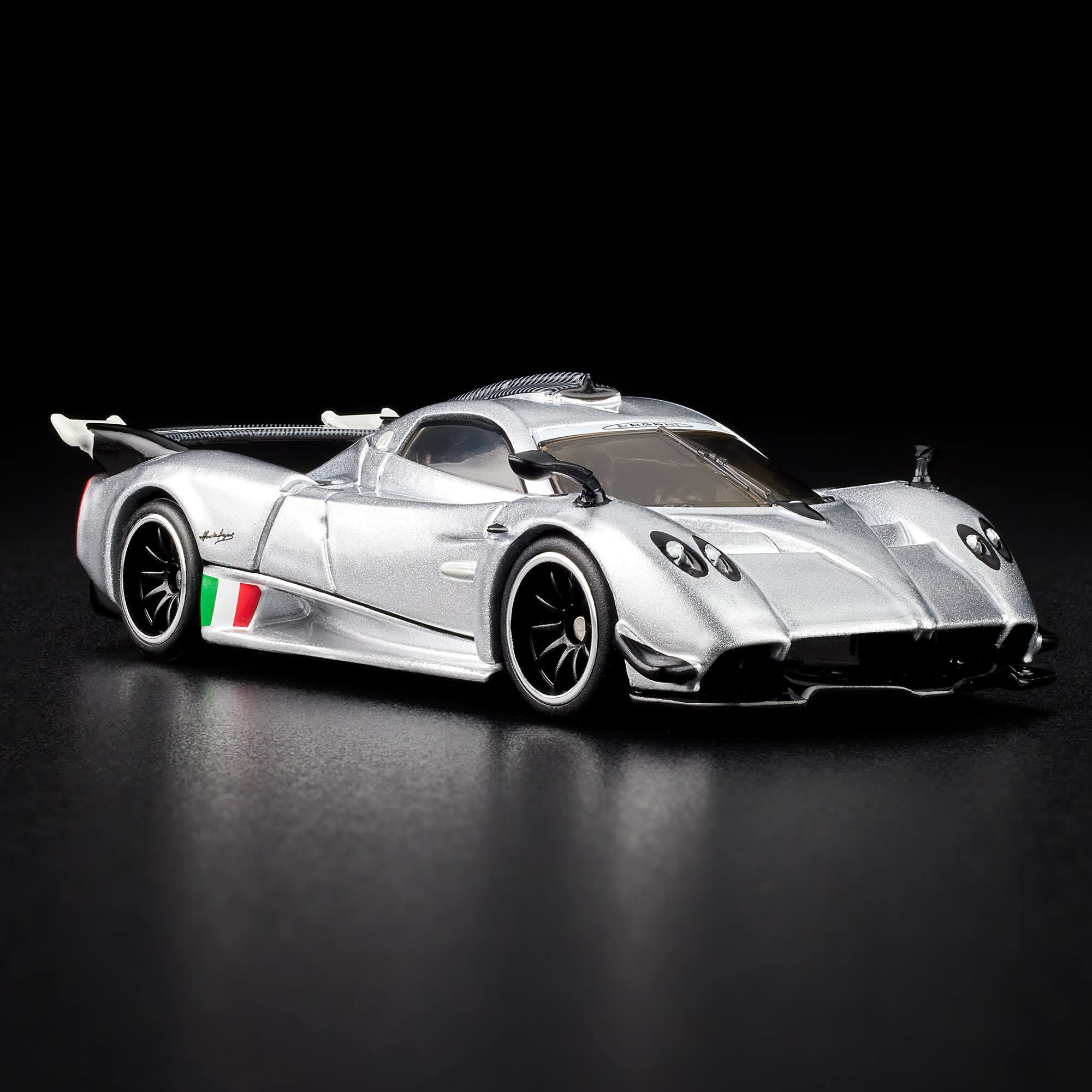 Mattel ’21 Pagani Huayra R RLC Exclusive Red Line Club Hot Wheels 1:64 Art. JCP22
