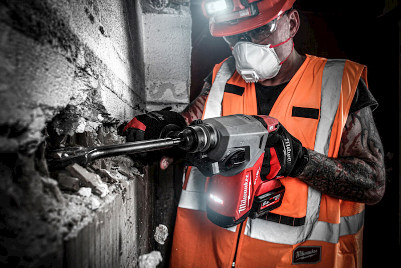MŁOT UDAROWO-OBROTOWY SDS-PLUS MILWAUKEE FUEL M18 FHX-0