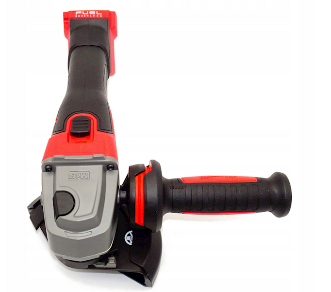 SZLIFIERKA KĄTOWA 125 MM Z WŁĄCZNIKIEM SUWAKOWYM MILWAUKEE FUEL M18 FSAG125X-0X