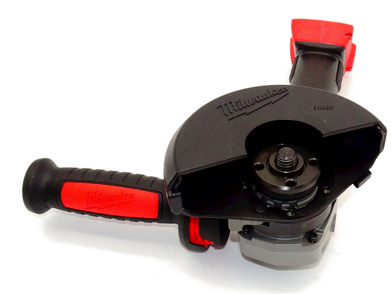 SZLIFIERKA KĄTOWA 125 MM Z WŁĄCZNIKIEM SUWAKOWYM MILWAUKEE FUEL M18 FSAG125X-0X