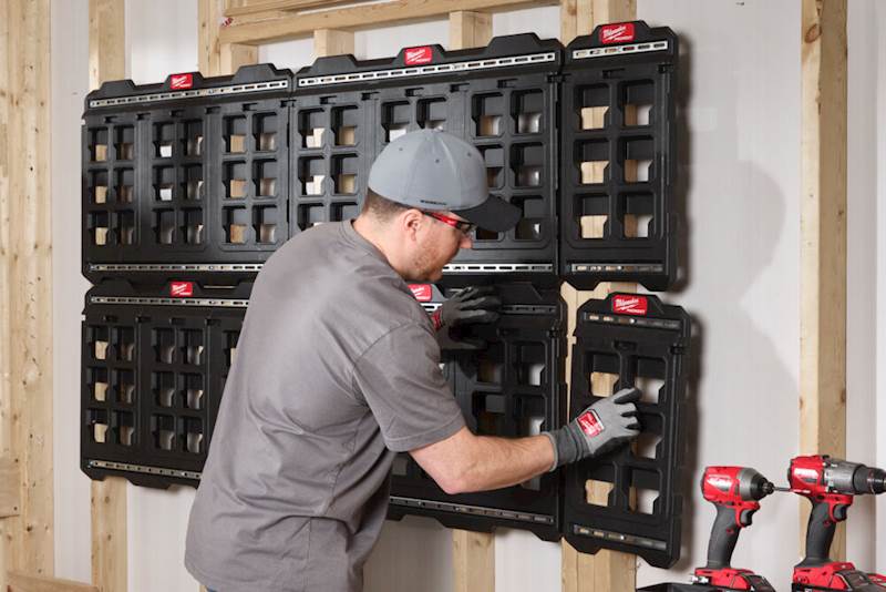 KOMPAKTOWA PŁYTA MONTAŻOWA MILWAUKEE PACKOUT