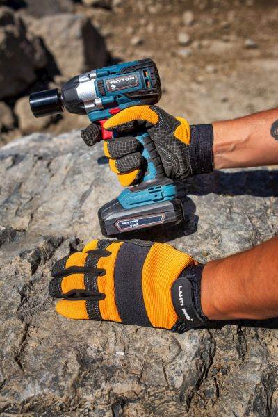 RĘKAWICE POKRYTE ANTYPOSLIZGOWĄ SIATKA LAHTI PRO L2801 CZARNO-POMARAŃCZOWE 11