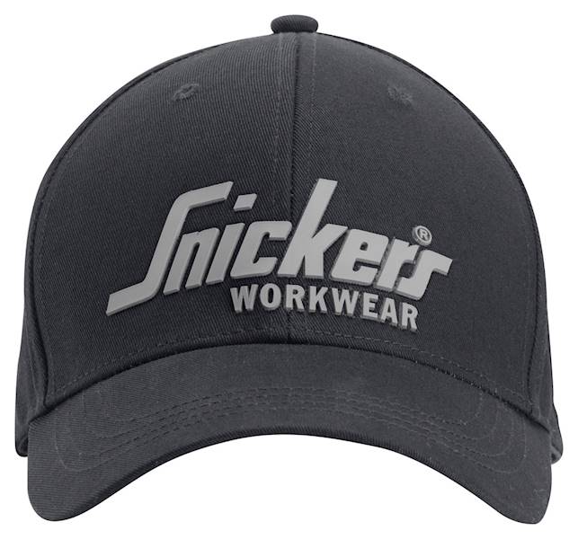 CZAPKA SNICKERS Z DASZKIEM 9041 LOGO CZARNA