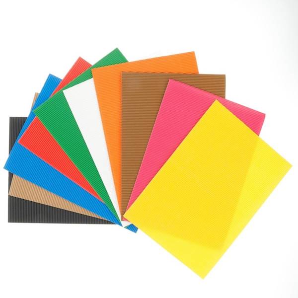 Tektura falista 25x35cm 1 ark. mix