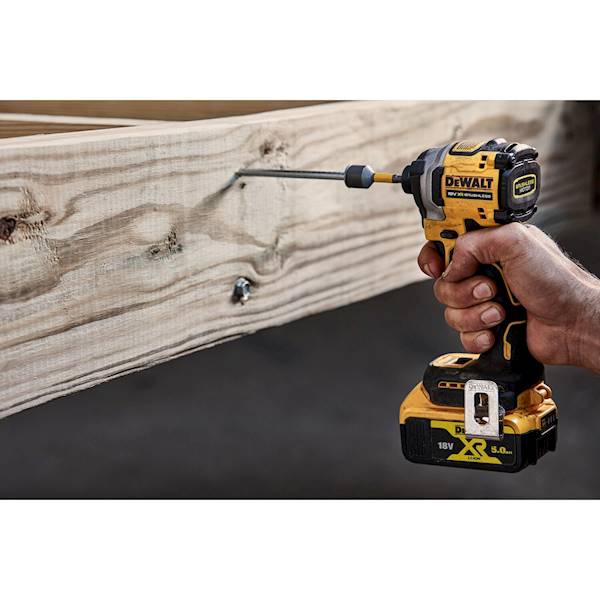 ZAKRĘTARKA UDAROWA DeWalt 18V DCF850 2x5,0Ah