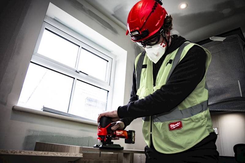 Wyrzynarka akumulatorowa Milwaukee M12FJS-422X   4933493348