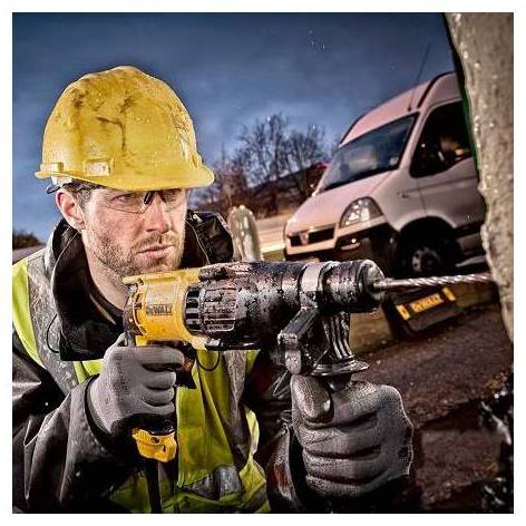 MŁOTO WIERTARKA DeWALT D25144K-QS SDS+ 900W Tstak