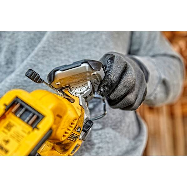 Wyrzynarka akumulatorowa 135mm 18V DeWalt DCS334NT-XJ