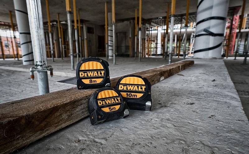 Miara taśma miernicza z MAGNESEM DeWalt 5M   DWHT36917-0