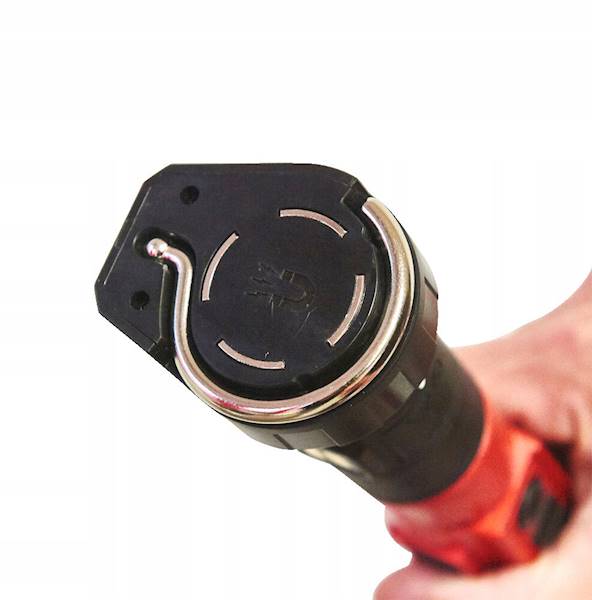 Lampa akumulatorowa Milwaukee L4SL550-301 550lm   4933478869