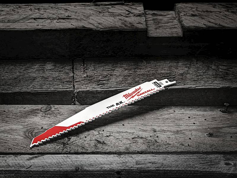 Brzeszczot - drewno z gwoździami 23cm Milwaukee AX - 48005026