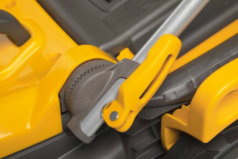 KOSIARKA ELEKTRYCZNA STIGA COMBI44E 1800W