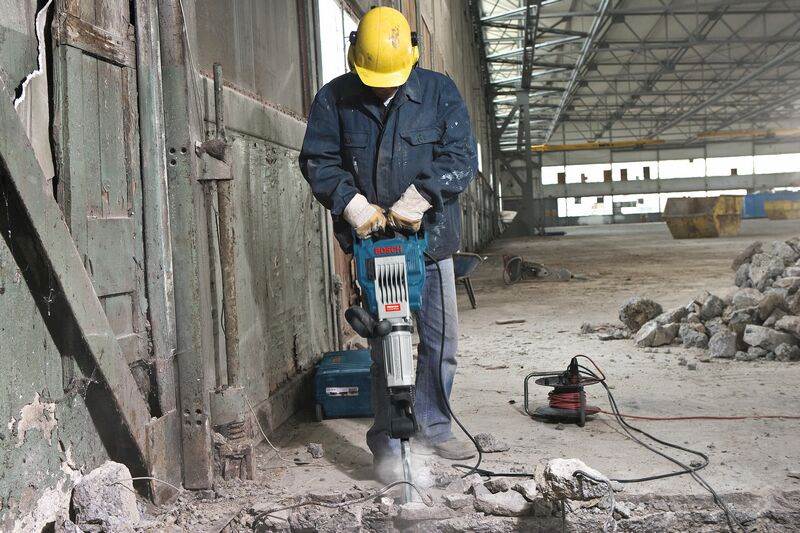 MŁOT UDAROWY BOSCH GSH 16-28 1750W 45J