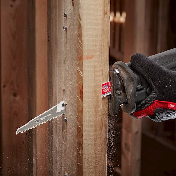 Brzeszczot - drewno z gwoździami 23cm Milwaukee AX - 48005226