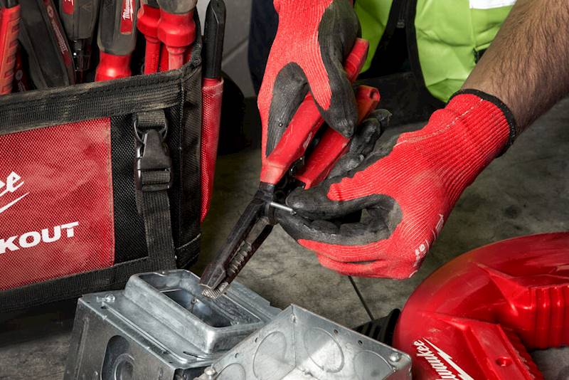 Szczypce dla elektryka do izolacji 7W1 Milwaukee - 4932478554