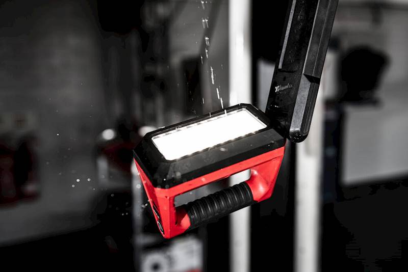 Lampa warsztatowa magnes 1200lm Milwaukee M12UCL-0   Body   M12UCL-0