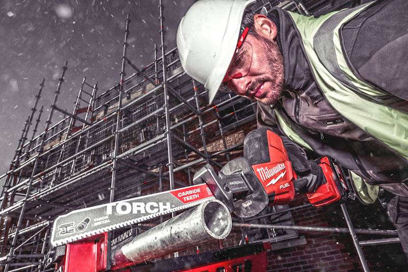 Piła szablasta lisica krótka Milwaukee M18 FHZ-0X   4933459887