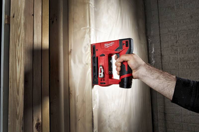Zszywacz akumulatorowy Milwaukee 6-14mm M12BST-0 - 4933459634
